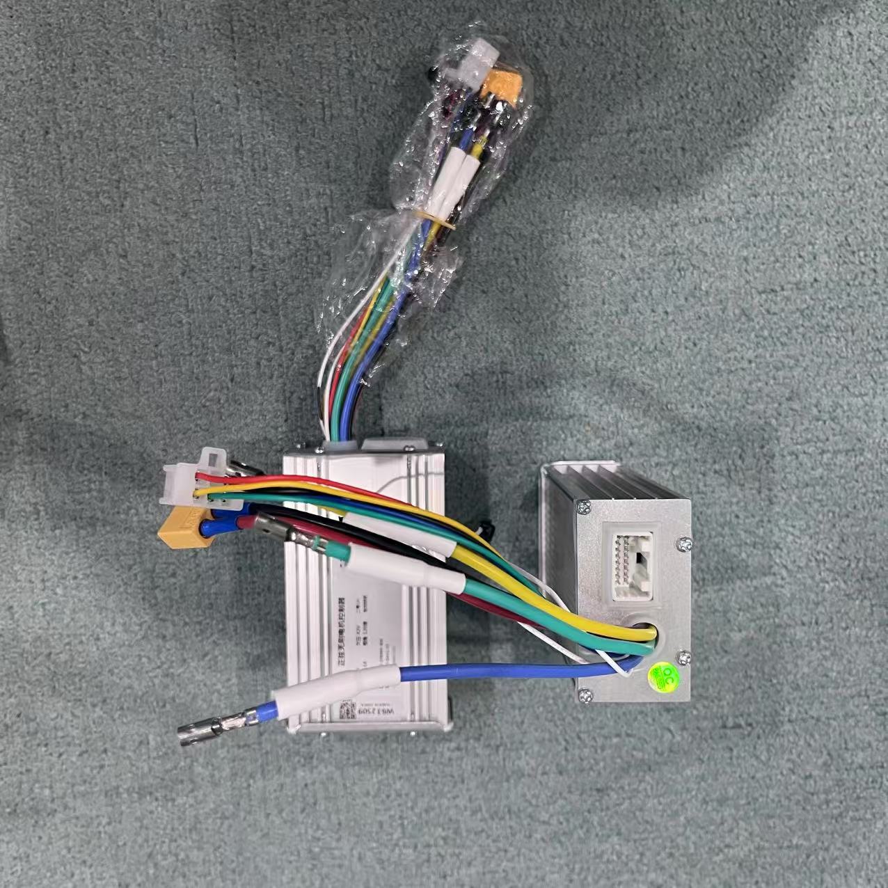 48V 25A 52V 28A 60V 28A Elektr – 60V 5600W Dual Motor Electric Scooter Bewertung und Preis