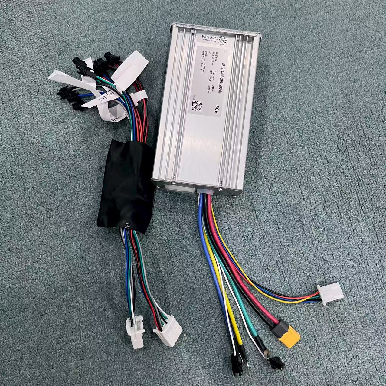 Gute Qualität 60 V 5600 W 6000 – 60V 5600W Dual Motor Electric Scooter Bewertung und Preis